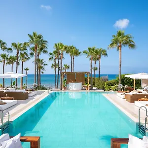 Don Carlos ***** Marbella